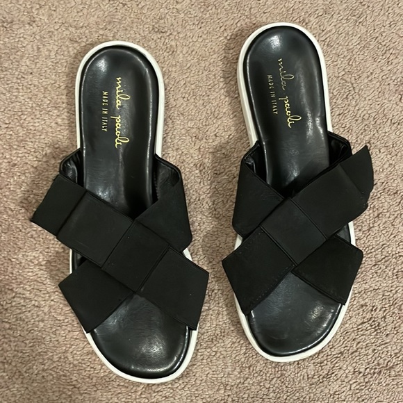 Mila Paola Sandals - Picture 2 of 6